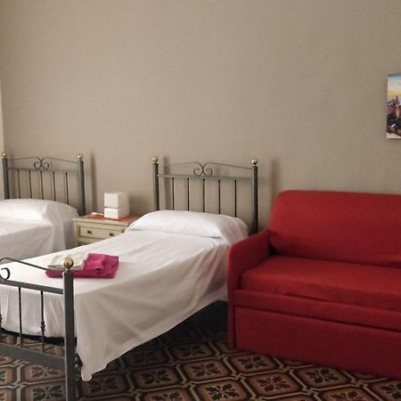 Adriano'S House Catania Cathedral First Floor Apartment Luaran gambar