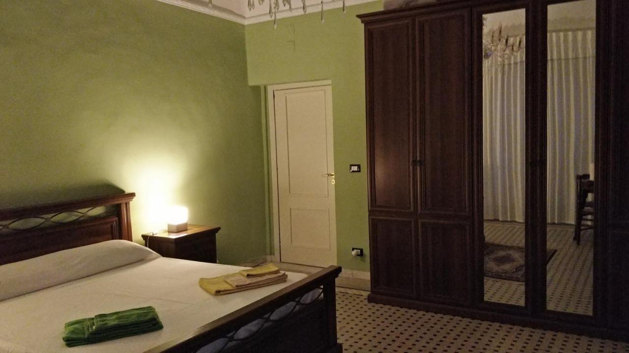 Adriano'S House Catania Cathedral First Floor Apartment Luaran gambar